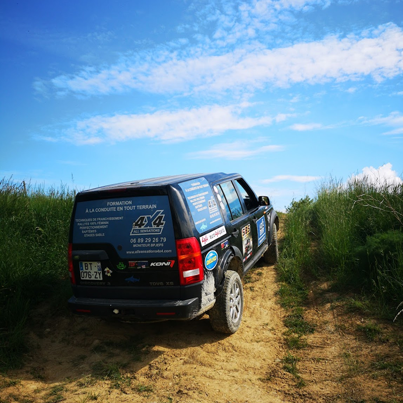 formation privative conduite 4x4 femme.5